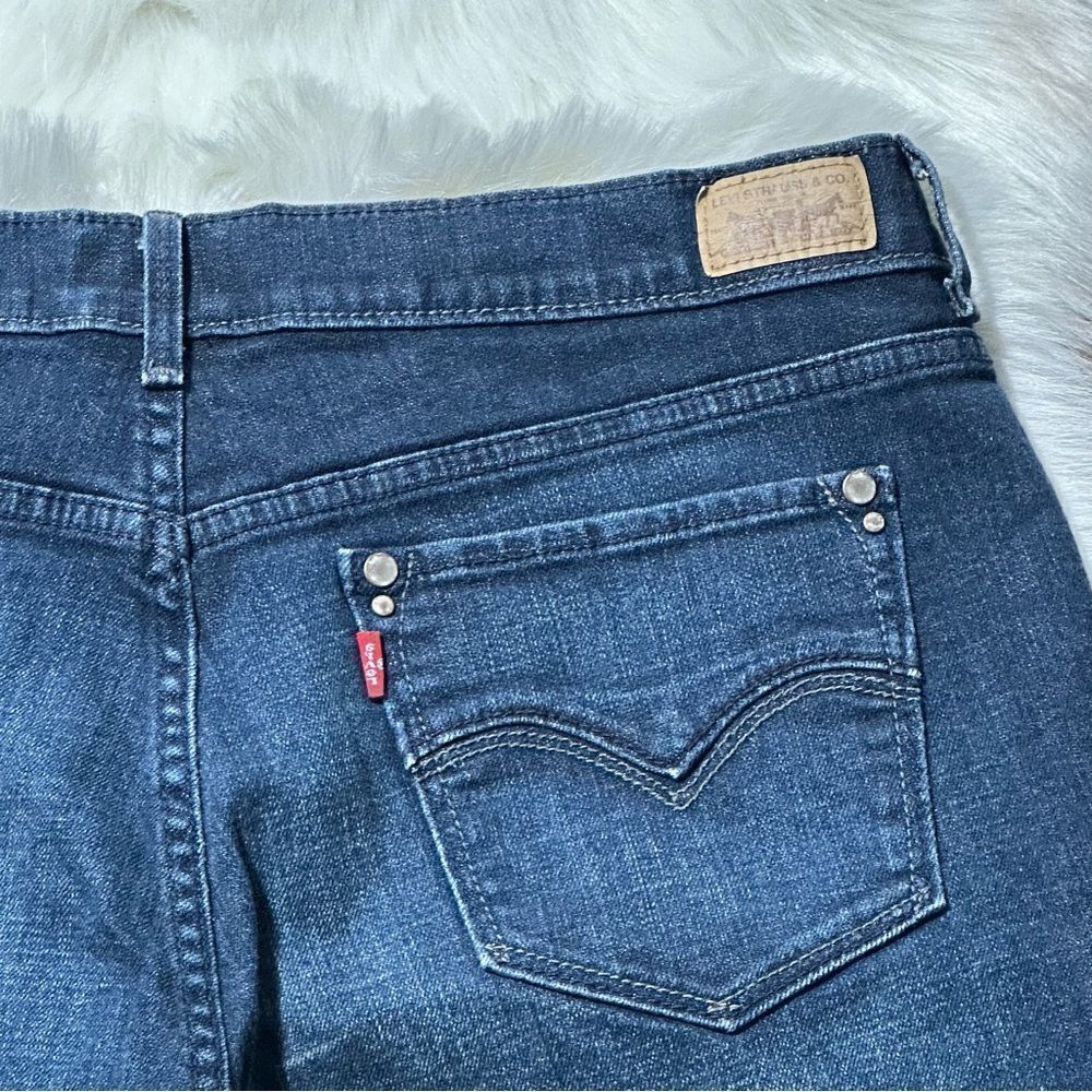 Levi's Blue Jean Shorts Relaxed Fit Mid-Length - Picture 5 of 11